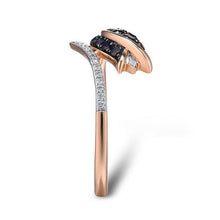 Load image into Gallery viewer, 14K Rose Gold Diamond And Blue Sapphire Ring