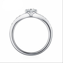 Load image into Gallery viewer, 10K 1/3 CT Moissanite Ring