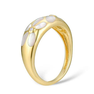 14K Yellow Gold Diamond And Mother of Pearl Ring